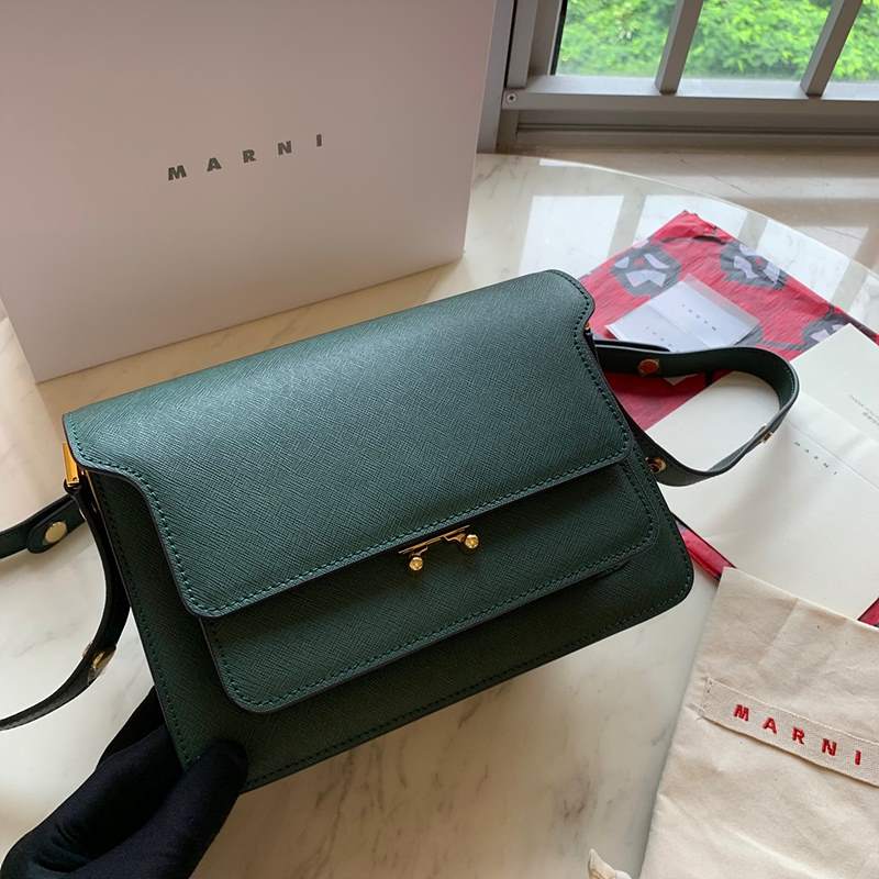 마르니 트렁크백 사피아노 24cm