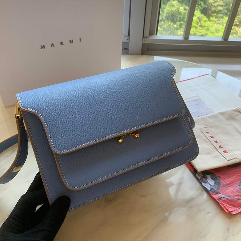 마르니 트렁크백 사피아노 24cm