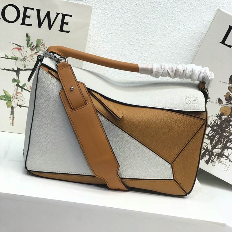 로에베 퍼즐백 미듐