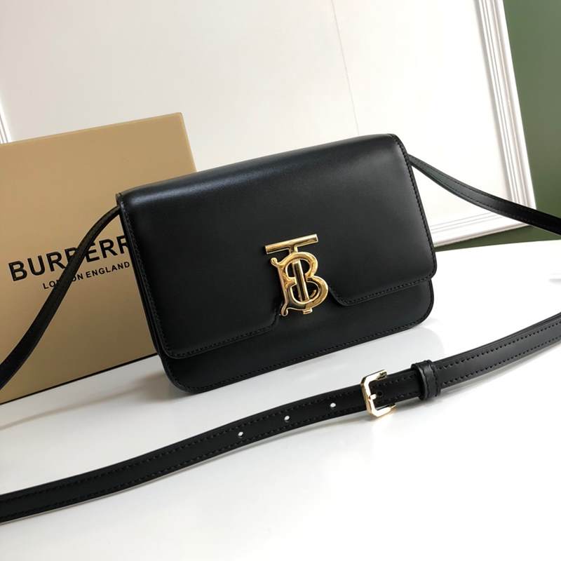 버버리 TB 숄더백 21cm, 25.5cm