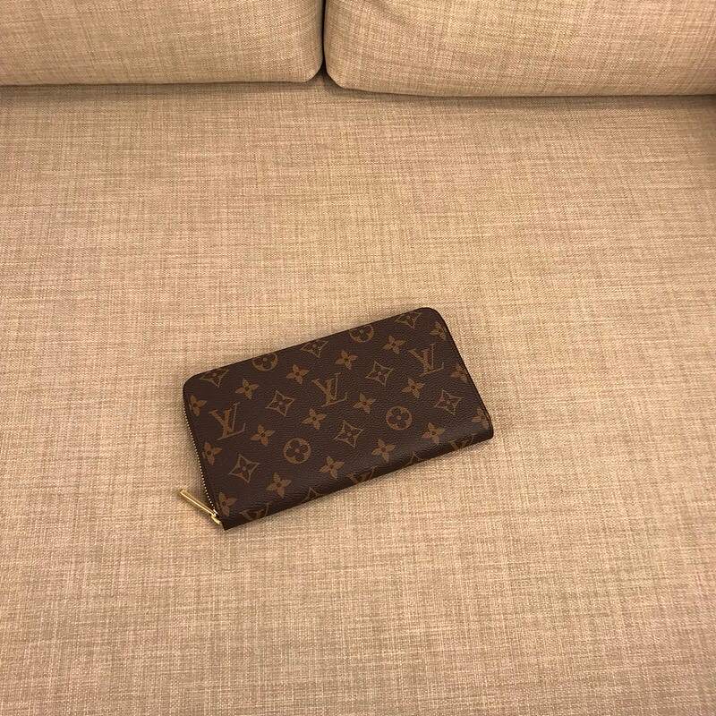 루이비통 지피 오거나이저 장지갑