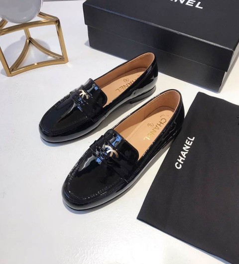 샤넬 로고 로퍼 20SS 1