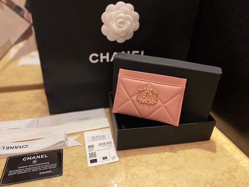 샤넬 19 카드 홀더
