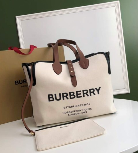 버버리 호스페리 캔버스 쇼퍼백 35cm