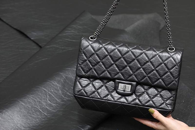 샤넬 2.55 플랩백 빈티지 28cm 블랙 은장