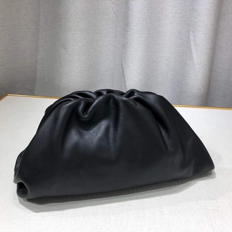 보테가베네타 파우치 클러치백