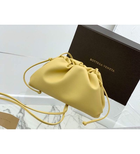 보테가베네타 파우치 클러치백 22cm