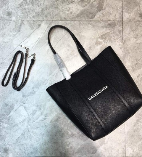 발렌시아가 에브리데이 토트백 XS