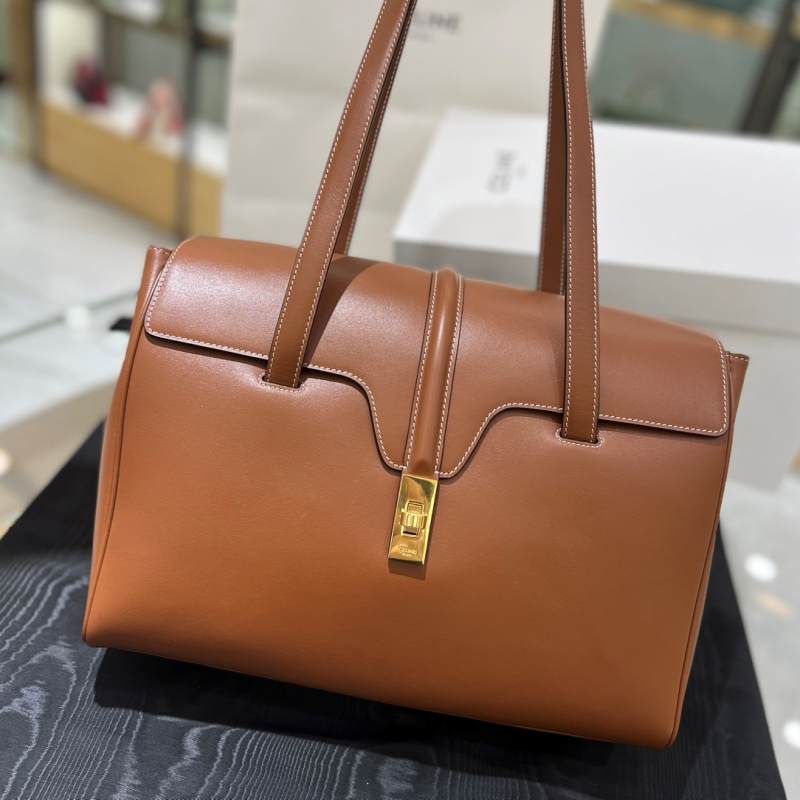 셀린느 소프트 16 백 32cm
