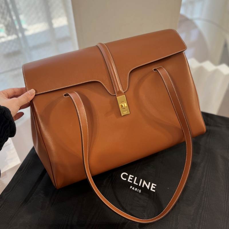 셀린느 소프트 16 백 38cm