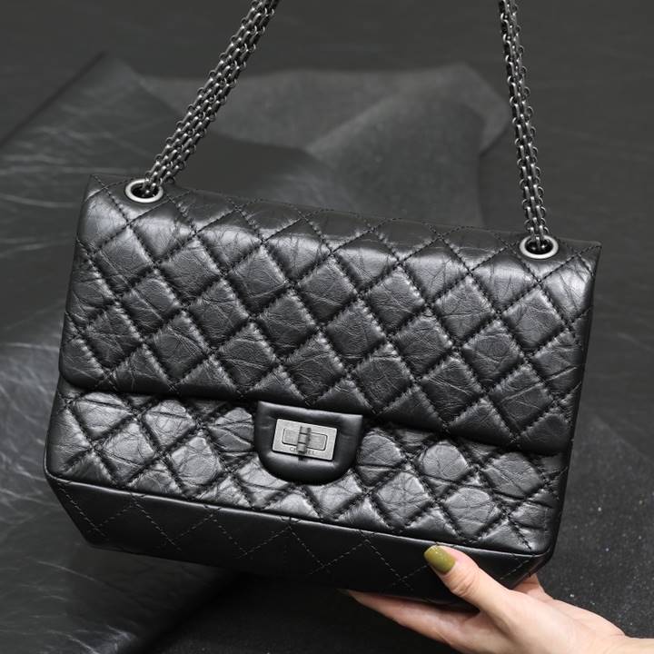 샤넬 숄더백 28cm