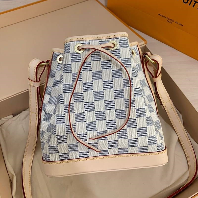 루이비통 노에 BB N41220