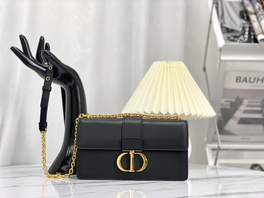 루이비통 몽테뉴 21.5cm